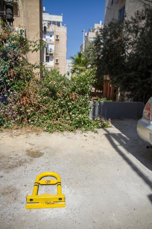 Apartments4You Etsel Bat Yam Εξωτερικό φωτογραφία