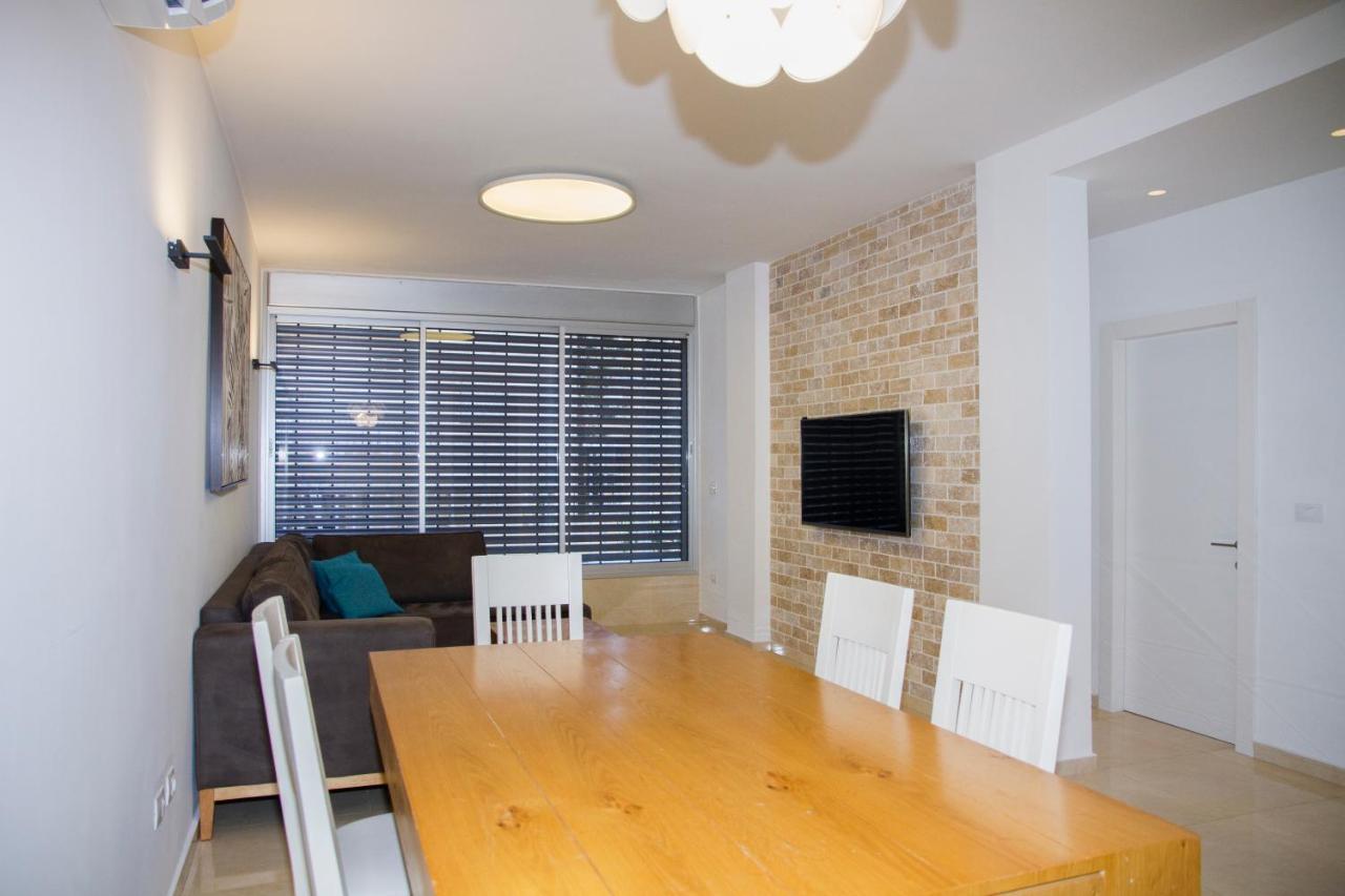 Apartments4You Etsel Bat Yam Εξωτερικό φωτογραφία