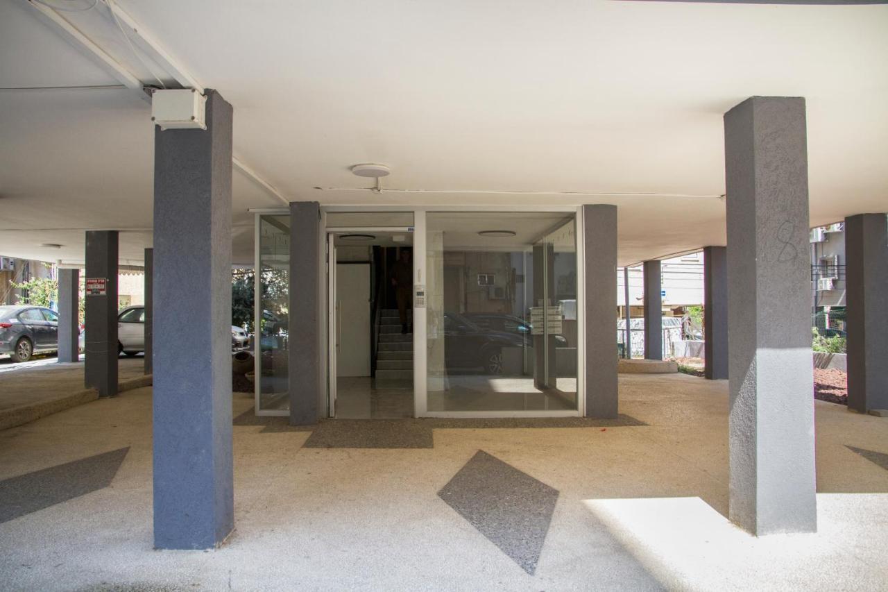 Apartments4You Etsel Bat Yam Εξωτερικό φωτογραφία