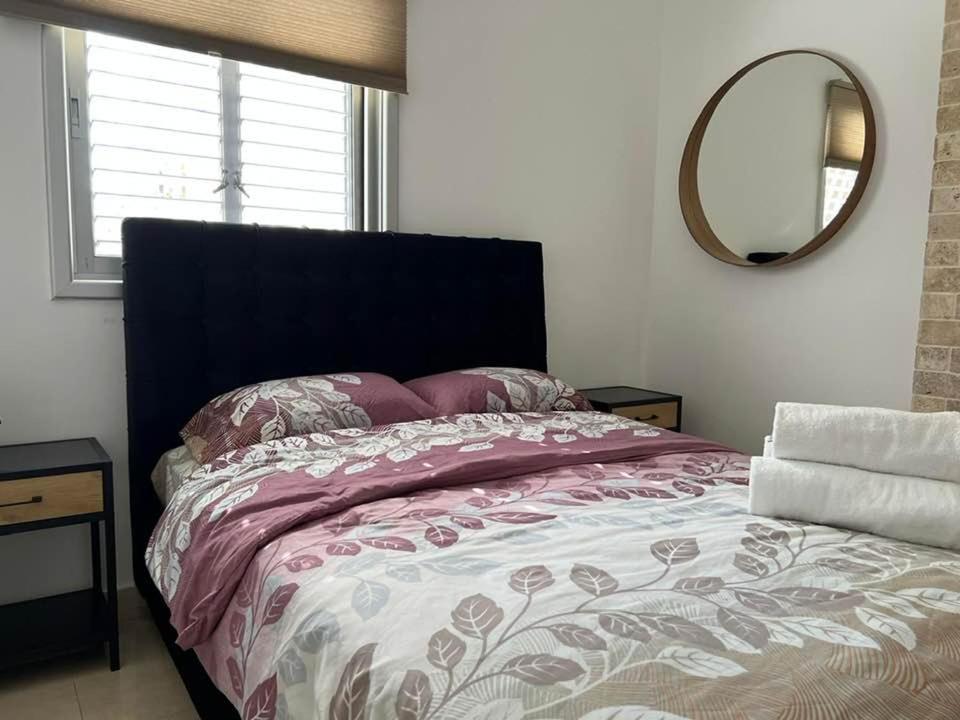 Apartments4You Etsel Bat Yam Εξωτερικό φωτογραφία